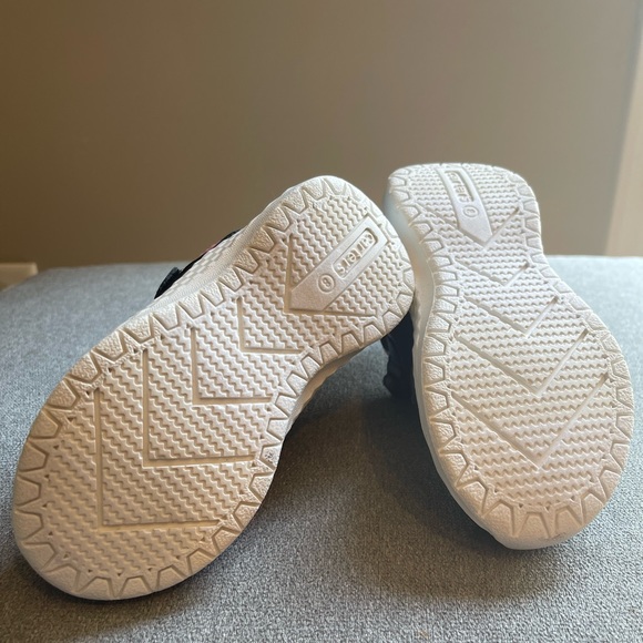 Carters Sparkle Glitter Sneakers - Picture 7 of 7